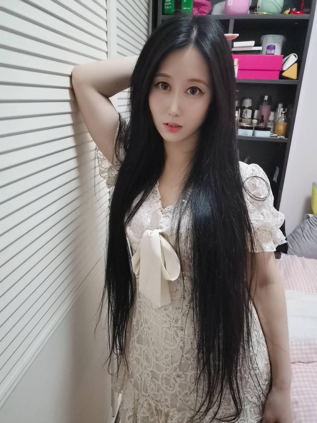 95年的淑女闷sao诱人，技术超一流， she~吻69式随意搞